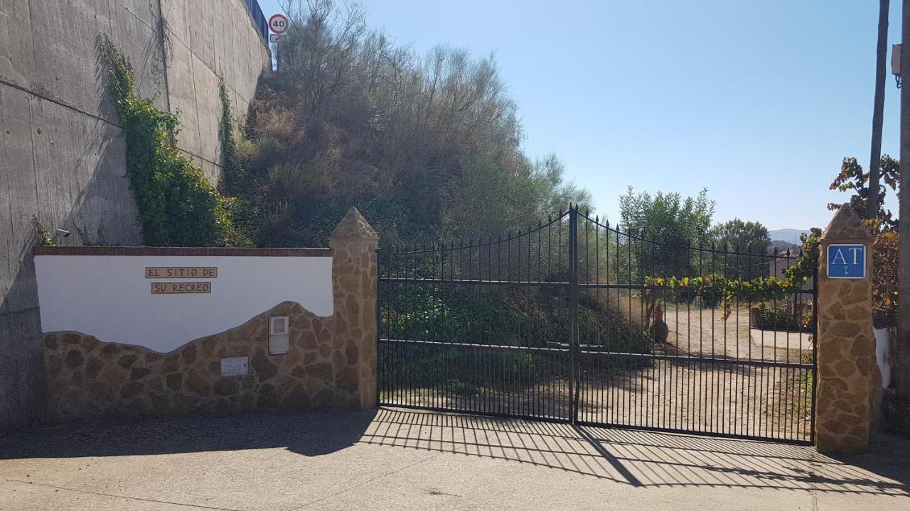 Villa El Sitio De Su Recreo Jerez De Los Caballeros Exterior foto